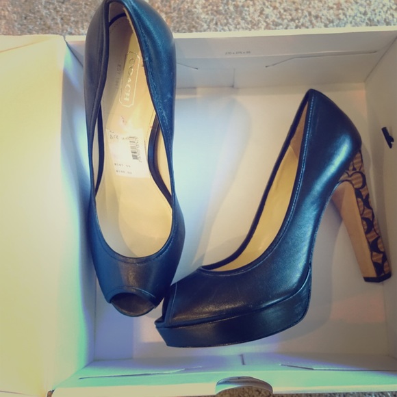 Coach Shoes - Coach heels